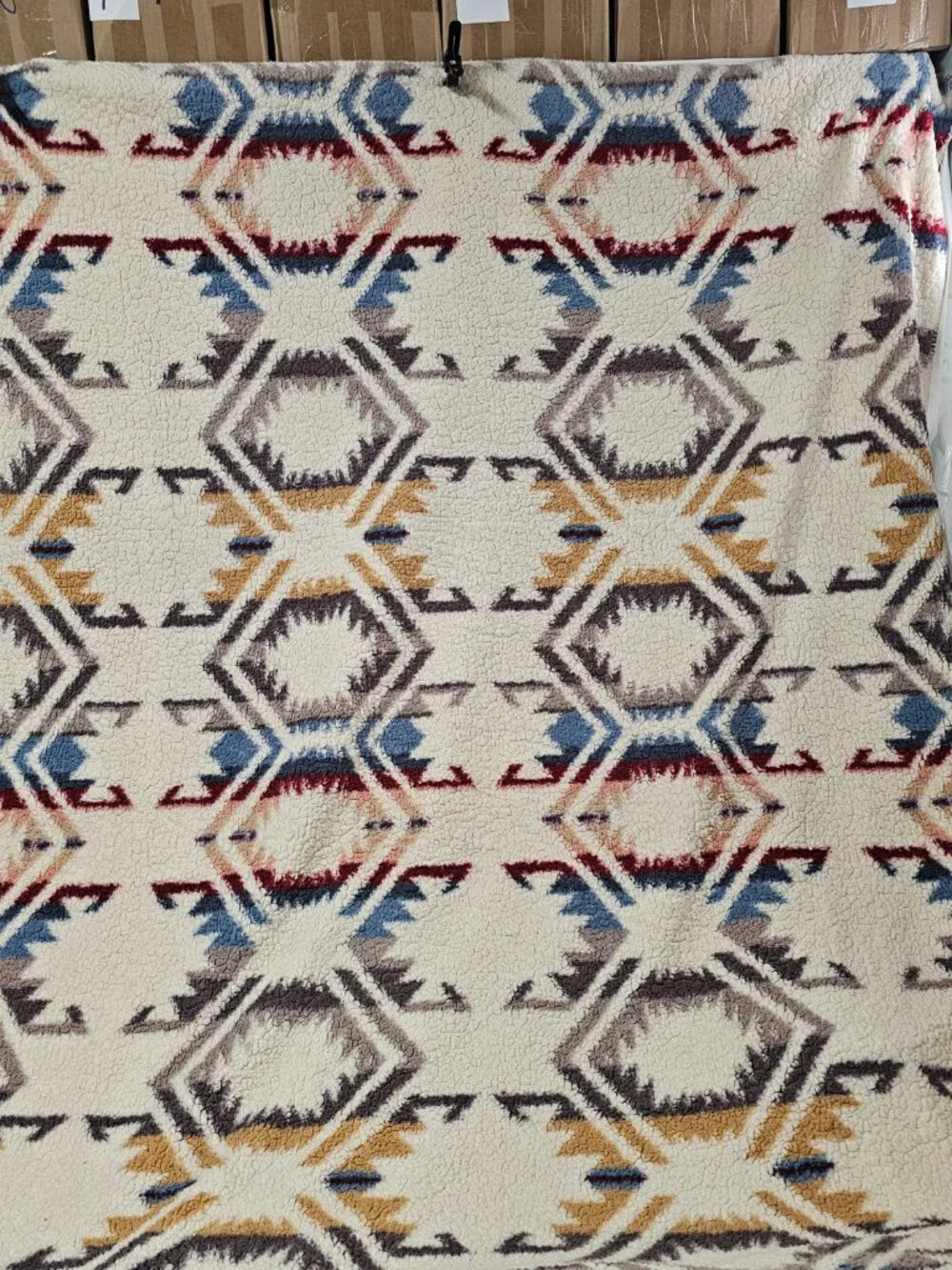 Pendleto Ivory Sands Sherpa Fleece Southwestern Aztec Print 92inX64in  Blanket